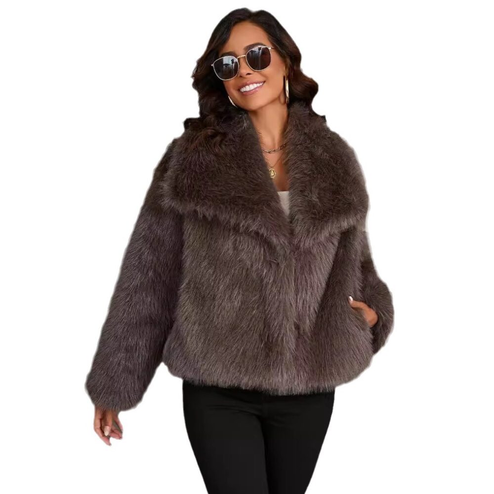 Large Lapel Fluffy Plush - EverVibe - Image 2