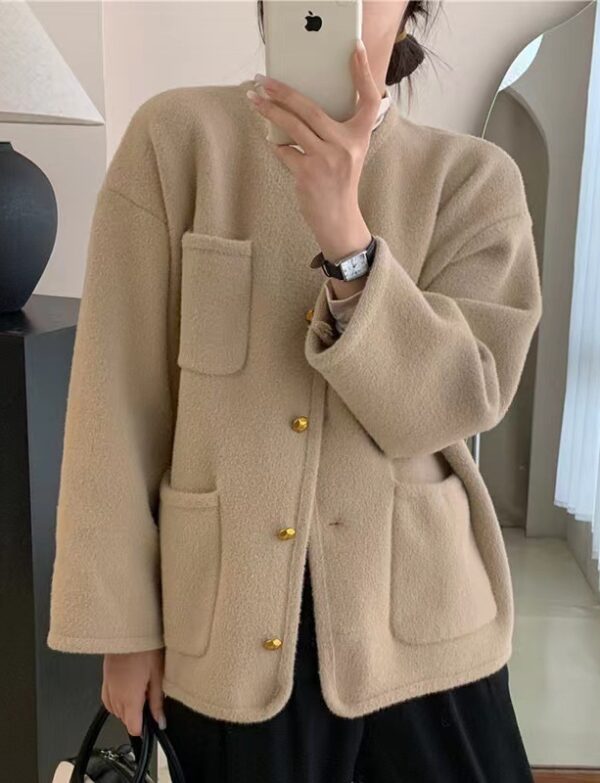 Round Neck Solid Color Top Coat - EverVibe