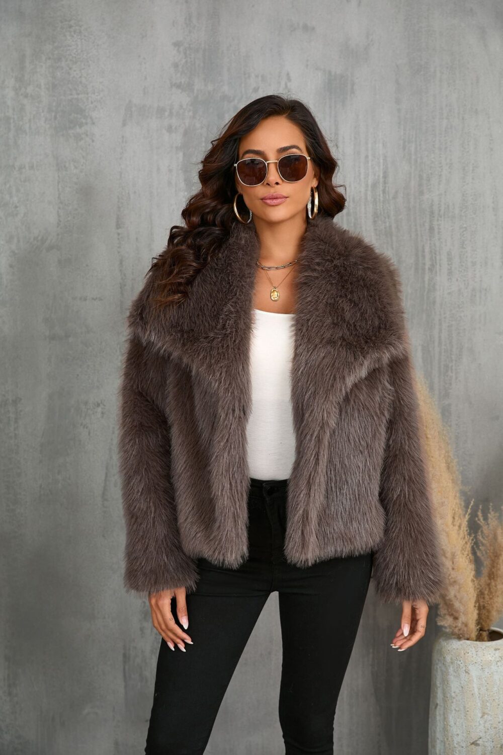 Large Lapel Fluffy Plush - EverVibe - Image 7