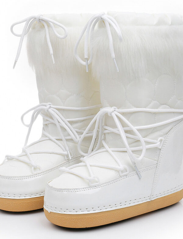 Winter Space Boots Furry - EverVibe